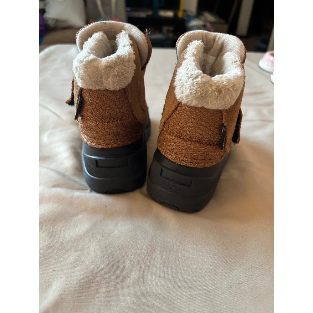 The North Face Toddler Alpenglow IV Waterproof Winter Boots Brown Black Size 7